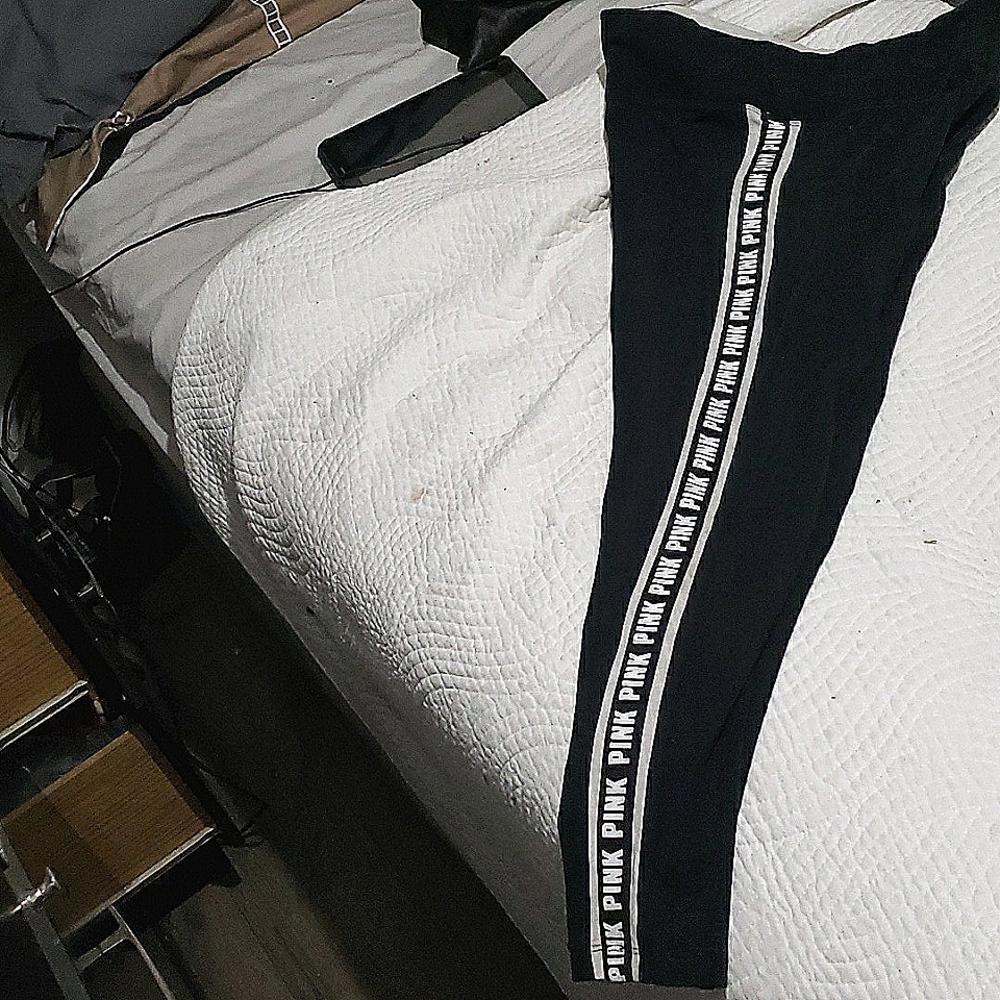 Victoria's Secret Pink leggings